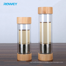Изготовленная на заказ стеклянная бутылка для воды из боросиликата с экологически чистой бамбуковой крышкой